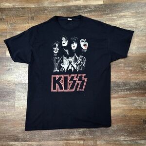 KISS 2017 ROCK AND ROLL LIVE PERFORMANCE SHORT SLEEVE T-SHIRT SIZE 2XL